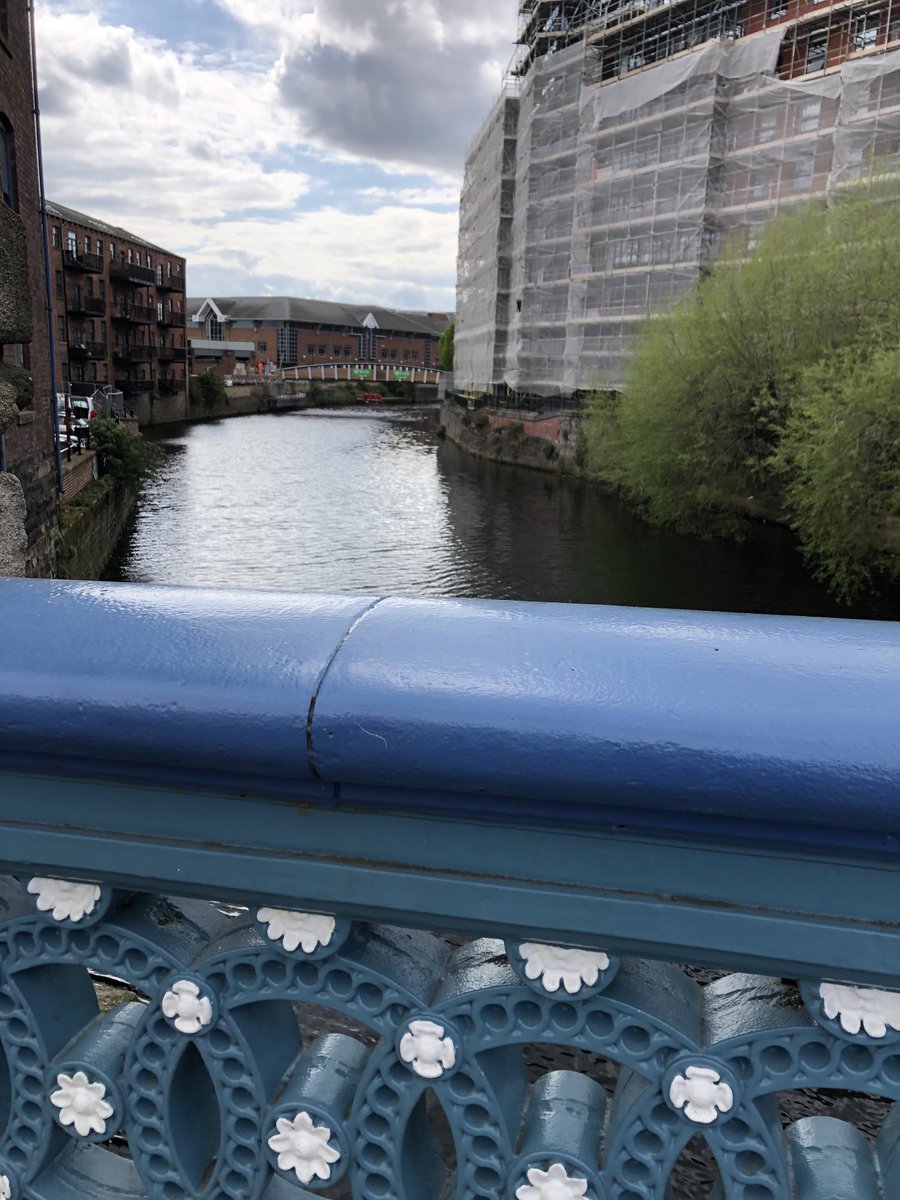 About 100 yds from where the #BluePlaque for #DavidOluwale was installed last night, here’s the #DavidOluwaleBridge being put into service. That’s going to be harder for them to tear down. #Leeds stays strong.