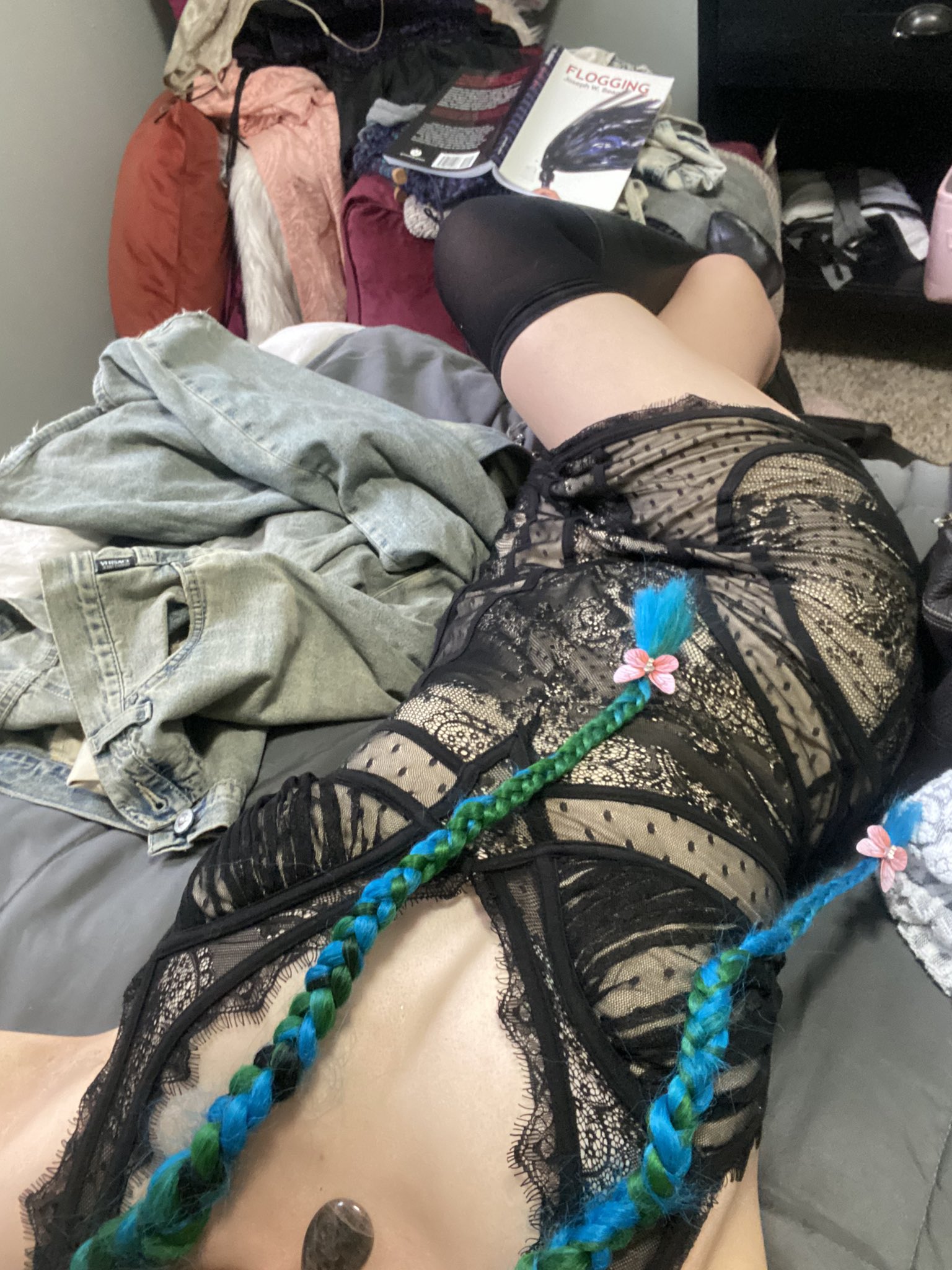 2 pic. Trash princess https://t.co/inNbW6XJWJ