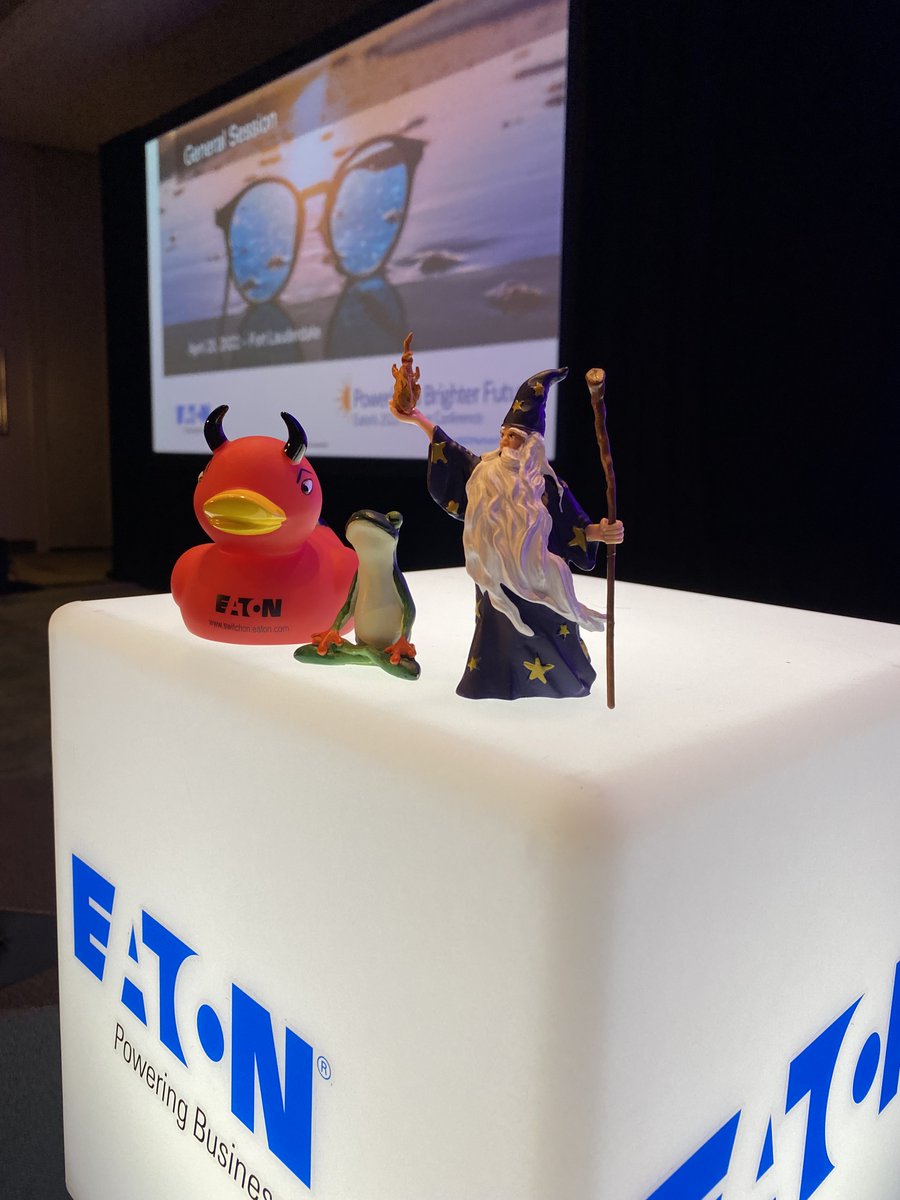 SwitchOnEaton's tweet photo. The desk toys have taken over the #Eaton2022PartnerConference! Grateful to spend time with our many partners in Florida and talk about what's in store! https://t.co/ub2cmTsYKr