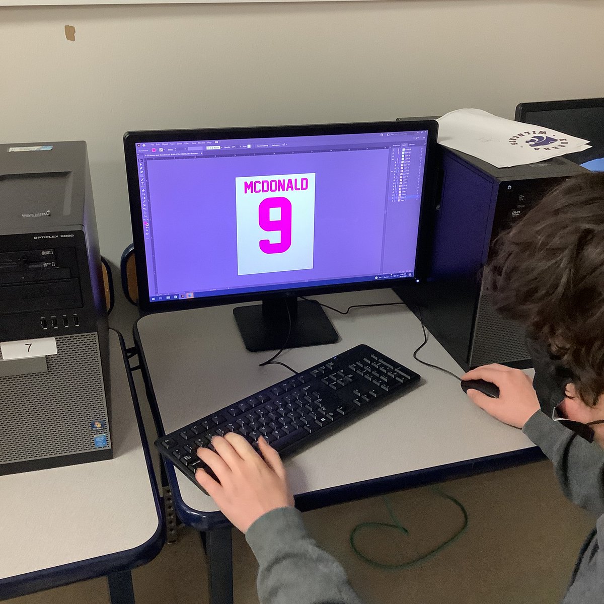 ehsamped's tweet photo. Our designers working on new designs! https://t.co/dY0H0nAjiE