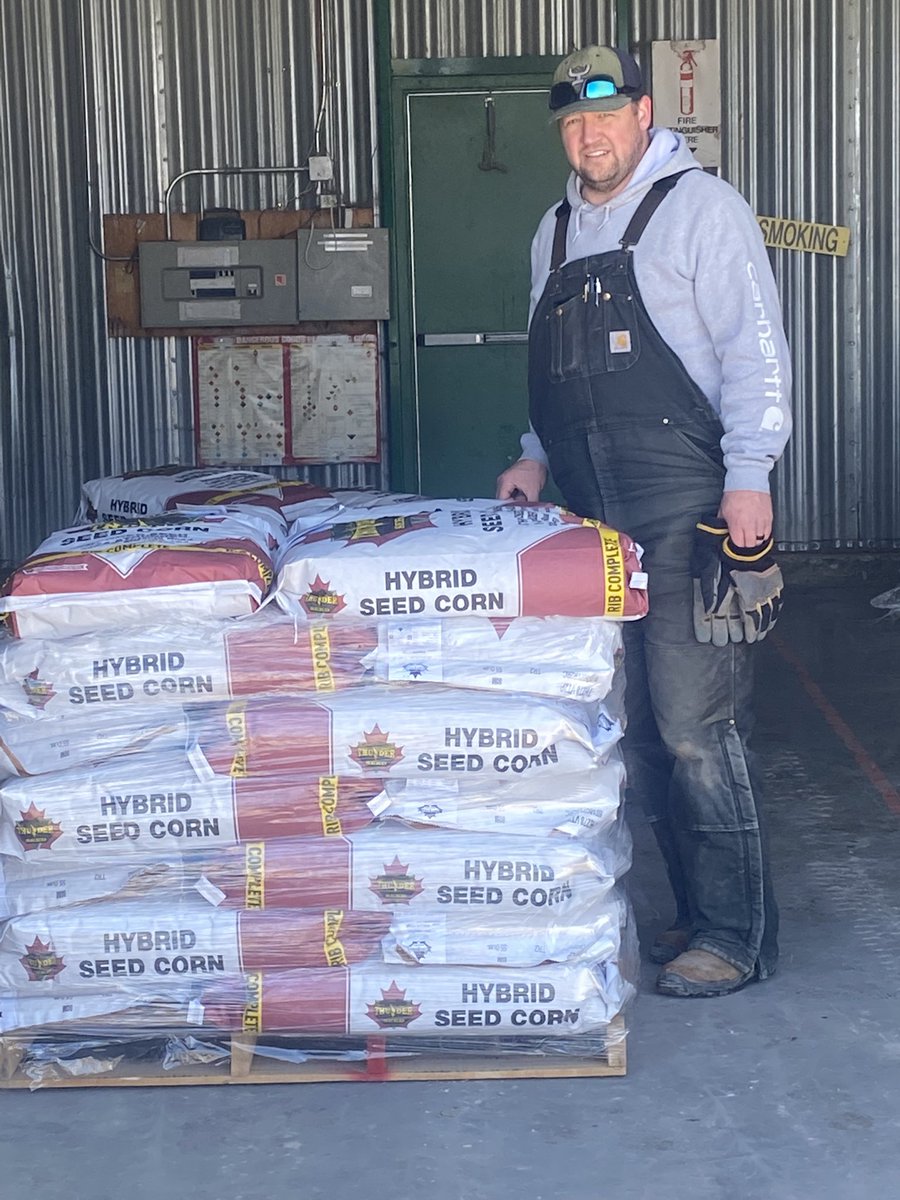 Chris at MacGregor Agri-Sales delivering Thunder corn today …. Thank you for all your support and let him know if you need any corn or soybeans for #plant22 <a href="/thunder_seed/">Thunder Seed</a>