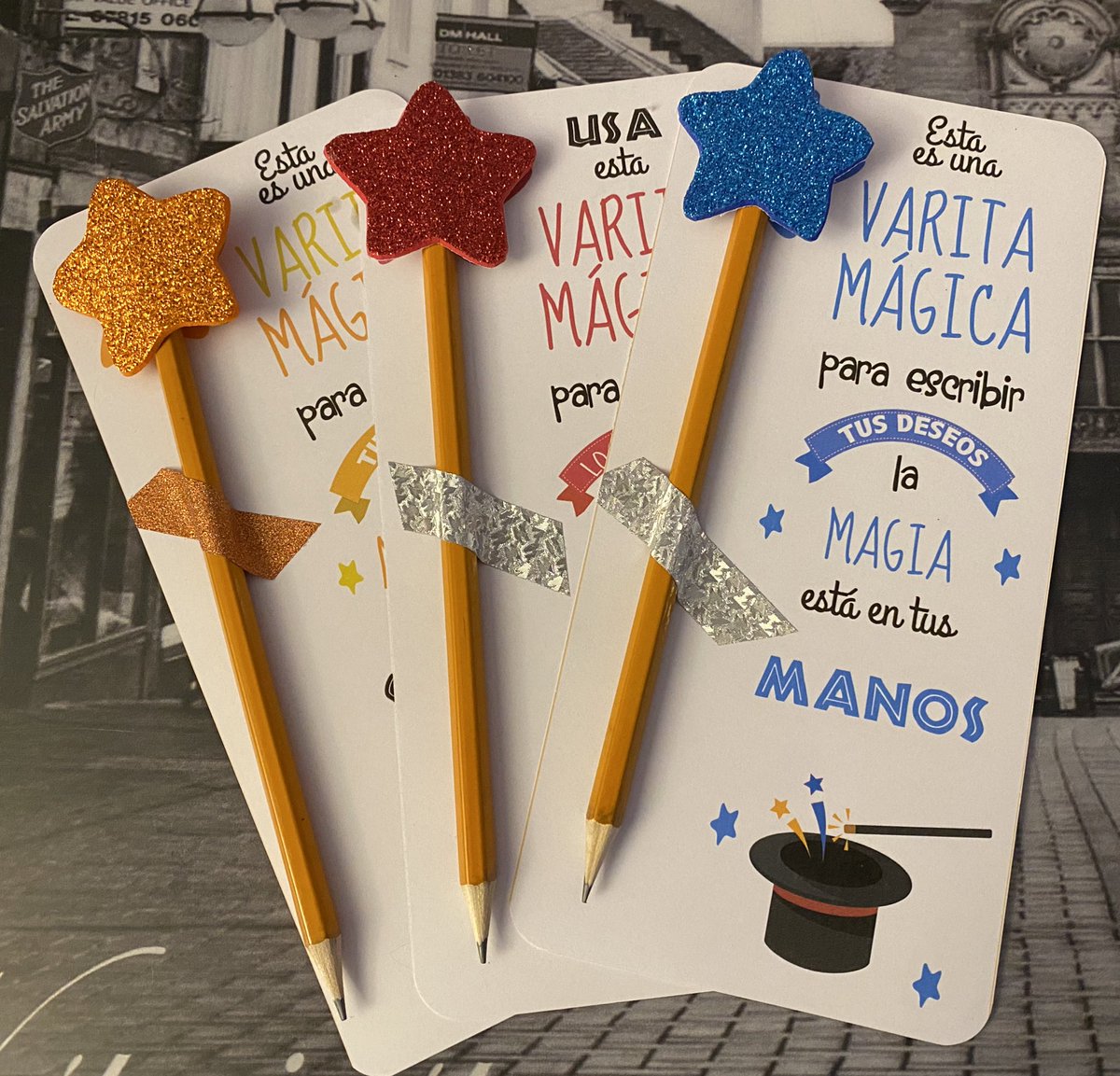 Flamencaonline's tweet photo. Varitas mágicas para que sucedan cosas magníficas.
¡Este sábado a la venta en el mercadillo de Primavera de Las Mata Por solo 2€ https://t.co/IHzQUAvZO1