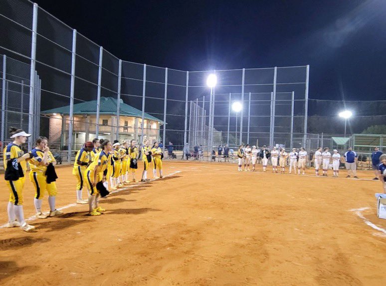 This is loaded with heart and determination, To the ship again! <a href="/LegacyLegendsS1/">Legacy & Legends Softball</a> 
<a href="/SoftballConnect/">Annetta Viviani🌩</a> <a href="/IHartFastpitch/">I❤️Fastpitch</a> <a href="/ExtraInningSB/">EXTRA INNING SOFTBALL</a> <a href="/BBOS_Nation/">Rick Cowan</a>
<a href="/FastpitchGamers/">Fastpitch Gamers</a> 
<a href="/Coach_Hatt/">Ally Hattermann</a> #goldblooded    #TrustTheProcess #uncommitted @StriveSoftball <a href="/IHartFastpitch/">I❤️Fastpitch</a> <a href="/ImpactRetweets/">Impact Promotions</a> @Jazz_Vesely