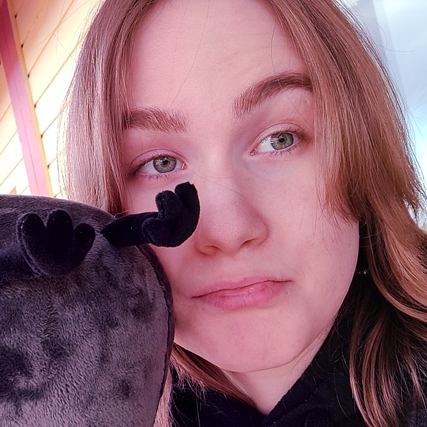 birdo99_'s tweet photo. obsessed with him and his little feet !!!!!!💞 #pcrowplush https://t.co/7VB2BSBCFC