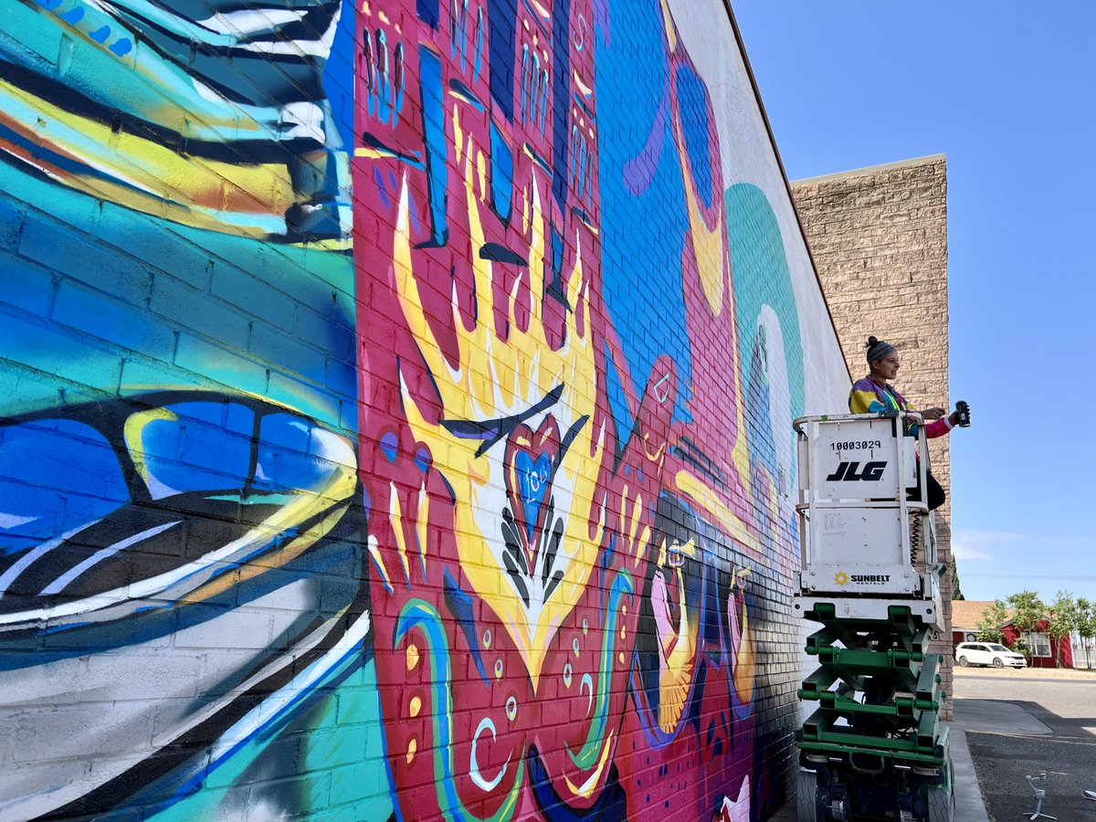 EctorCountyISD's tweet photo. Seniors from Permian, OHS, OCA and OCTechs had the opportunity to visit the ECISD 100-Year Anniversary mural site. 
Artist @kodawitsken shared the inspiration of her work and the meaning of the signatures on the wall.
@OCA_AVID  @Permian_GoMOJO @BigRedBronchos  @OCTECHS2 https://t.co/OEBwpiZTMS