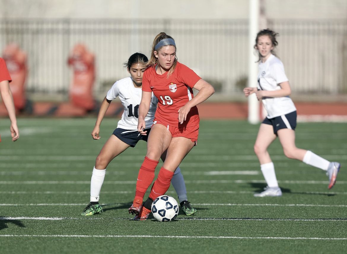 MemGirlsSoccer's tweet photo. Excited to announce that junior @loganfp04 received @tascosoccer Region 3–All Region 1st Team Midfield for the 2022 season! She added those to her 17-6A All-District 1st Team and Team Offensive MVP. https://t.co/7XpCG1bpbC