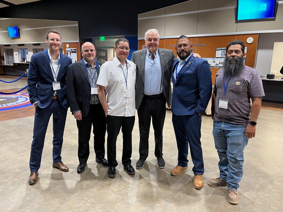SteveSisolak's tweet photo. Nevada is a union state!
Proud to fight alongside @NVAFLCIO to improve the lives of working families. #NVCOPE https://t.co/CFnzAKsnr1