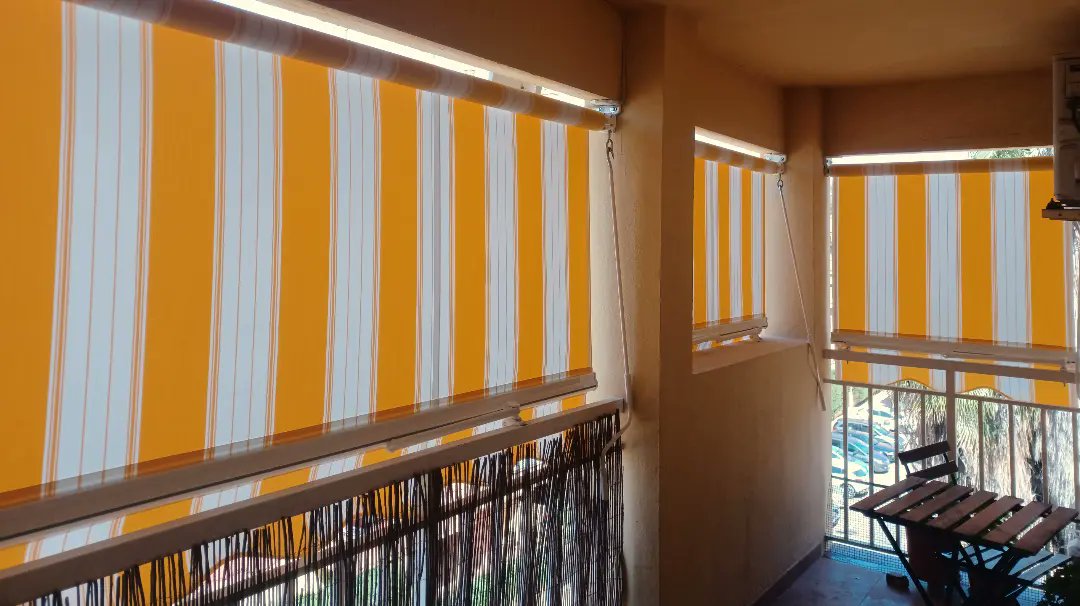 Trabajos @luzycolormalaga : Toldos Estor .
#málaga #torremolinos #andalucía #costadelsol  #toldos #awning #awnings  #toldo #proteccionsolar #sunprotection #sunblock #hogar #decoracion #sol #sun #calor #diseño #design  #decoraciondehogar #summer #summertime #terraza #sombra #fresh