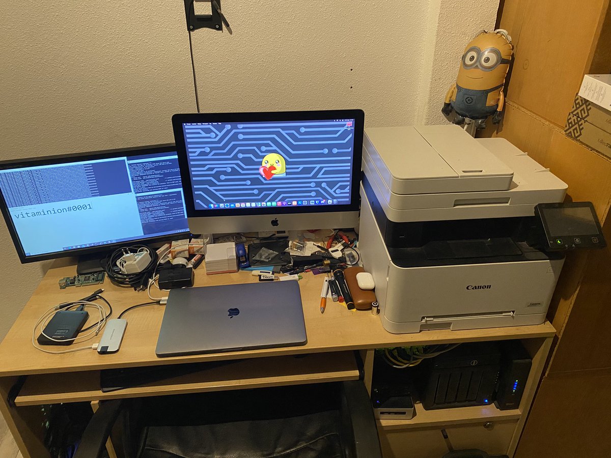 Vitaminion0001's tweet photo. Here is my humble setup.
#VITCSetupWars
#VITC
#VitaminCoin https://t.co/5wuC1yEDrt