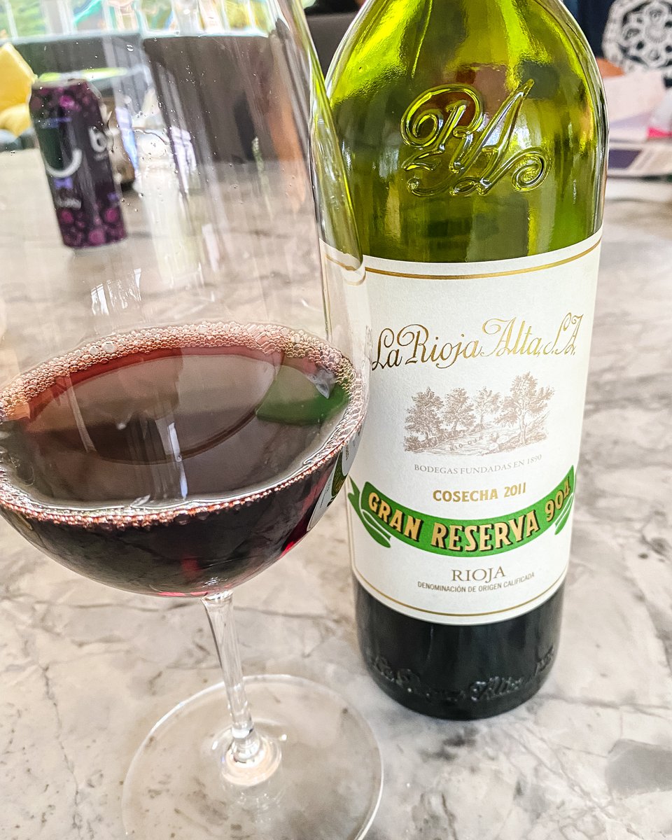 Adamchef's tweet image. Even though I don&apos;t &quot;drink&quot; anymore, one of my absolute pleasures in life is a glass of Rioja Alta 904. I save this experience for the end of especially tough weeks!  It&apos;s important to remember to enjoy life and I never regret a glass of this wine.
#cheatdays #riojawine