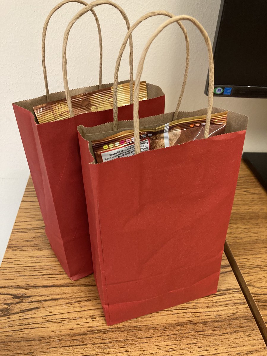 Just a little something for our bus drivers to say THANK YOU! We appreciate you helping our ⁦<a href="/townleytorches/">TownleyTorchlighters</a>⁩ and ⁦<a href="/IrvingISD/">Irving ISD</a>⁩ students get to and from school safely.