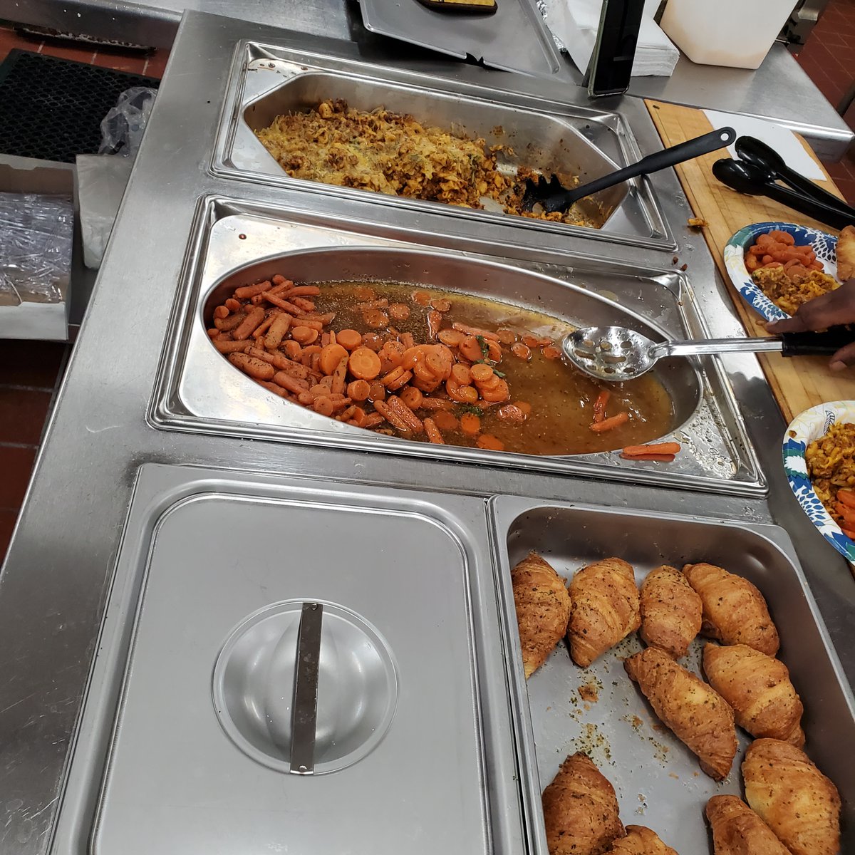 reachjacksonms's tweet photo. Because of @Mason Greene and Hotel and Restaurant Supply - - - We have some great NEW EQUIPMENT!!! Glory!!! It's GRAND OPENING TIME! 
Cashapp: $JRCJXN
#followmypostsfor2weeks
#thentonow
#wearebettertogether
#givinghomestothehomeless
#givinghopetothehopeless https://t.co/QcaGlMUBsA