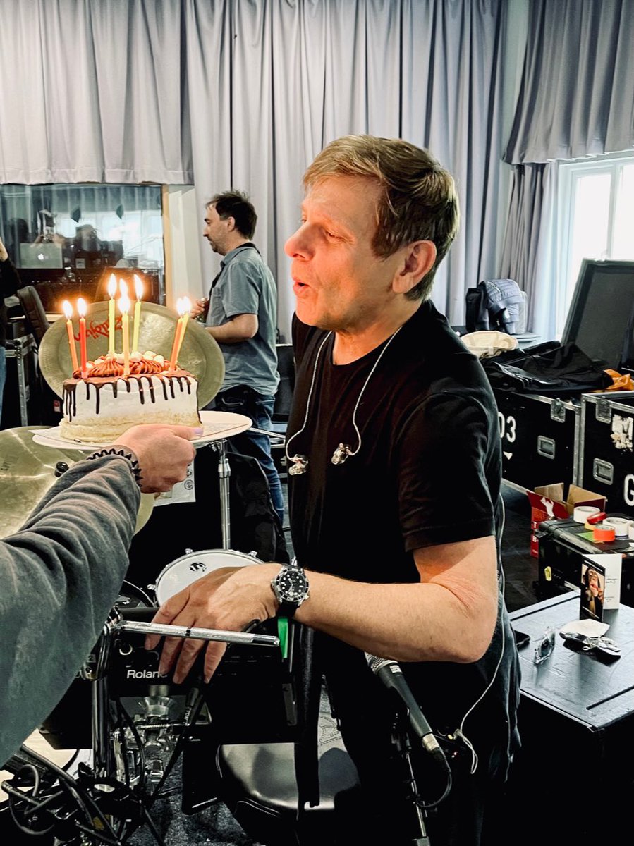 duranduran's tweet photo. Properly, and deservedly, fêted by band today. Yay Rog! 🎈 https://t.co/5SsOFMXM9D