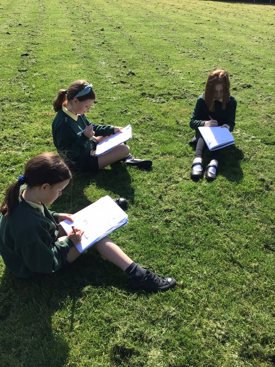 Y4Raglan's tweet photo. Thank you for a lovely first day back Year 4! We went outside to gather ideas in nature for poetry this morning and explored magnetism this afternoon. @RaglanVC https://t.co/FxG0iMXHkj
