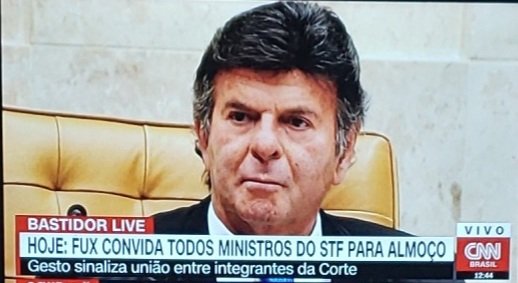 TiuuDu's tweet photo. Qual será o cardapio?? https://t.co/schAw459q2