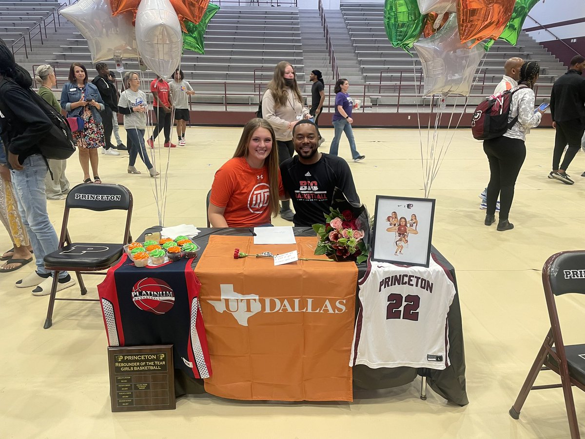 🚨Big Day today!! <a href="/raylee_cave2022/">Raylee Cave</a> is one of the toughest, strongest, skilled, and most dedicated young lady that I have worked with!! She does whatever is needed to win!! @utdallas_wbb is gettin a baller!! Congrats Ray!@platinumbasketball @thegiftedguardclinic @abovetherestbball