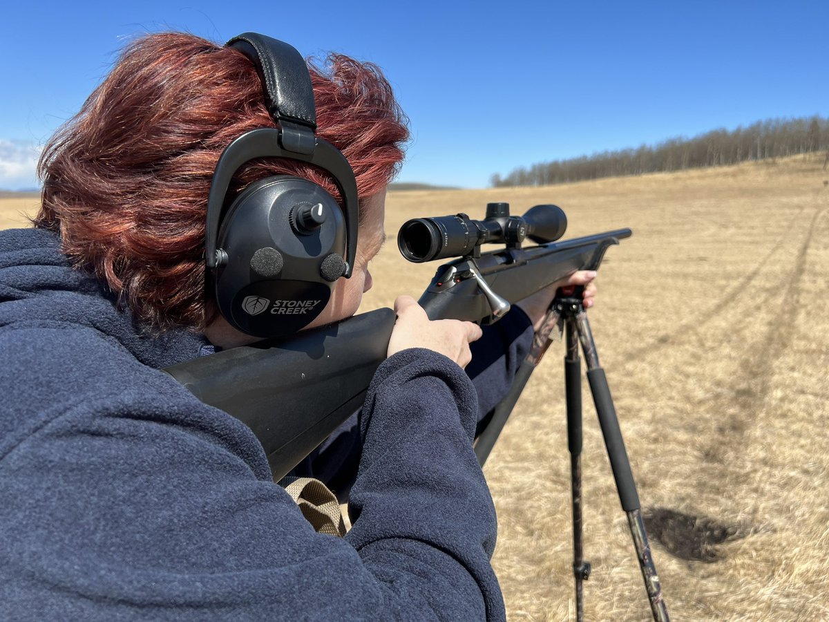 Getting in a little last minute practice off sticks with the T1X before we head to Africa. <a href="/tikkacanada/">TIKKA CANADA</a> <a href="/TeamHornady/">Hornady</a> #zeisshunting
