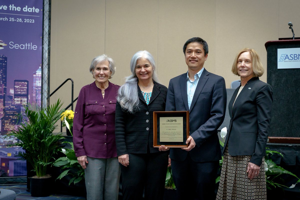 ASBMB's tweet image. #ASBMB2022 Annual Award lecture photos are posted to Facebook! 
➡️Check out the photo album: facebook.com/media/set?vani…. 
➡️Learn more about the 2022 ASBMB Award winners: asbmb.org/asbmb-today/pe….
#ASBMB2022 #ExpBio #WomenInSTEM