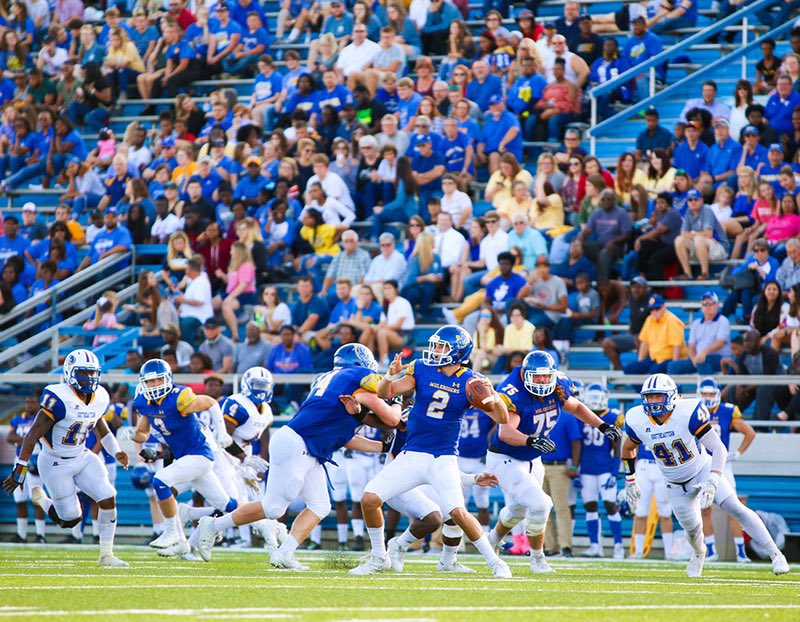 _bobbybell's tweet photo. Blessed to receive an offer from SAU…💛💙!! https://t.co/ghD1P4TesG