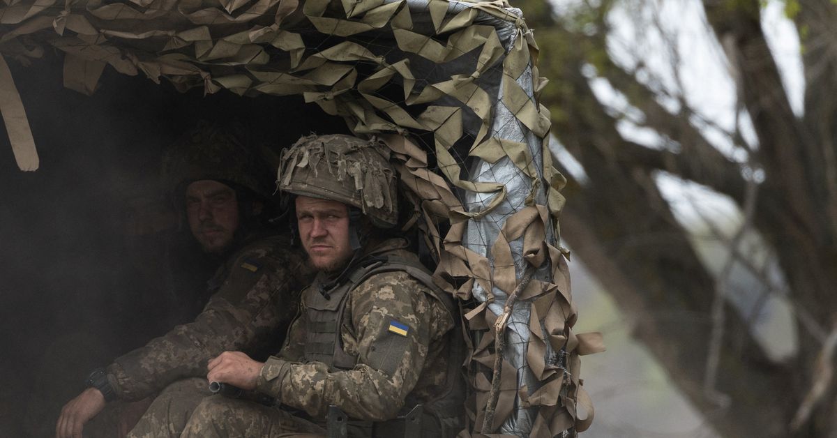 Reuters's tweet photo. Russia warns Britain for provoking Ukraine https://t.co/zRAfngQtZE https://t.co/9oyoED0ofo