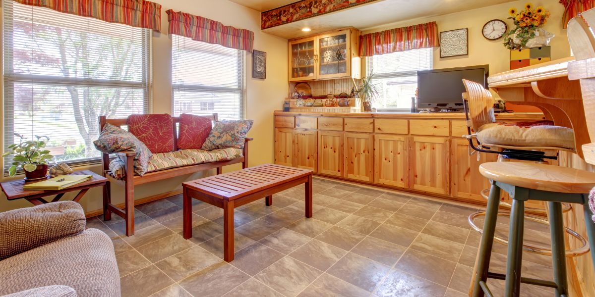 IntDesignsWI's tweet image. 4 FAQ About Vinyl Flooring vlnk.io/36N5XwE