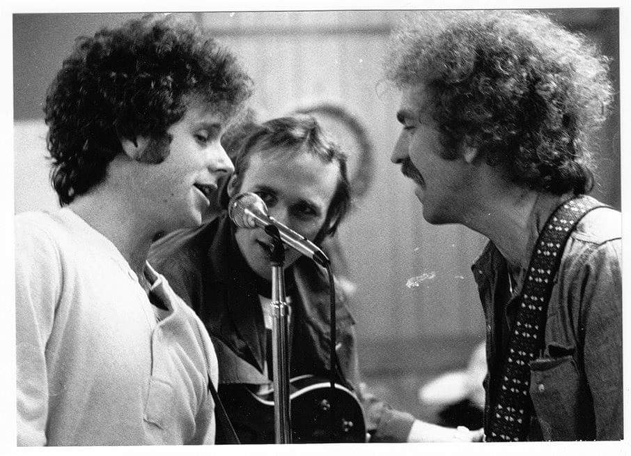 #ChrisHillman, Stephen Stills and #BernieLeadon at #BrookfieldHouse in Surrey, 1972.