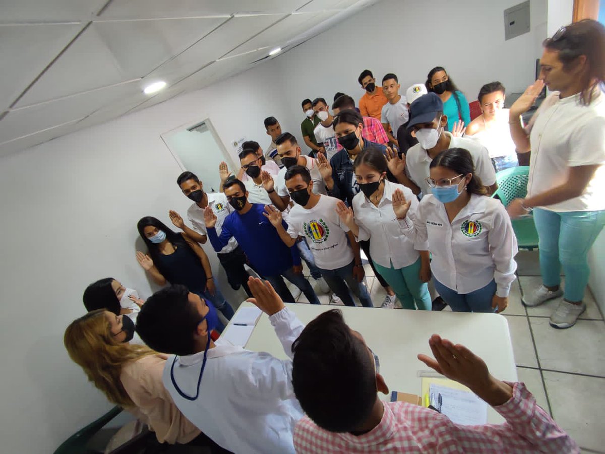 VMistaje's tweet photo. #26abril| Una vez más se reafirma el compromiso intachable con la Democracia en Venezuela, y con mayor auge, hacia nuestra organización. 

Ya Nueva Esparta, cuenta con una estructura consolida y sólida que va DE FRENTE Y DANDO LA CARA 🏳️

¡We Will come Back! https://t.co/IAxknC0D2v