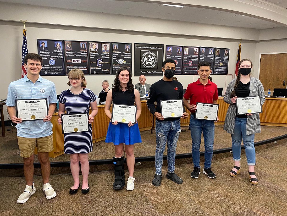 ABSSPublic's tweet photo. How fun to recognize so many outstanding staff and students at last night's BOE meeting! 

Congratulations to all on your individual and collective accomplishments! 🎉 https://t.co/lCbi026qzS