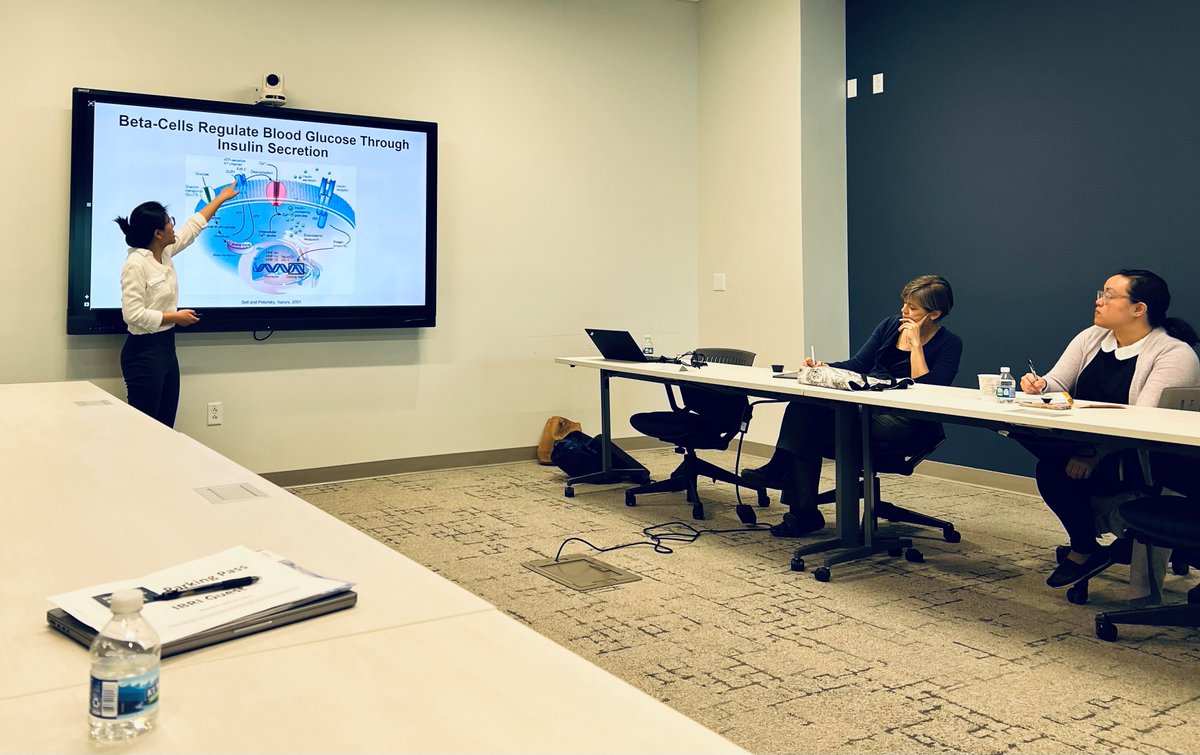INBiosciences's tweet photo. We were honored to host @RiversideHSIndy senior Jayden for a yearlong internship in the #TemplinLab. Last night she presented to @prof_templin and others about her intern experience. Click to learn more about Jayden and our commitment to STEM education: https://t.co/3zc0RkTGpf https://t.co/Ain4oLNui1