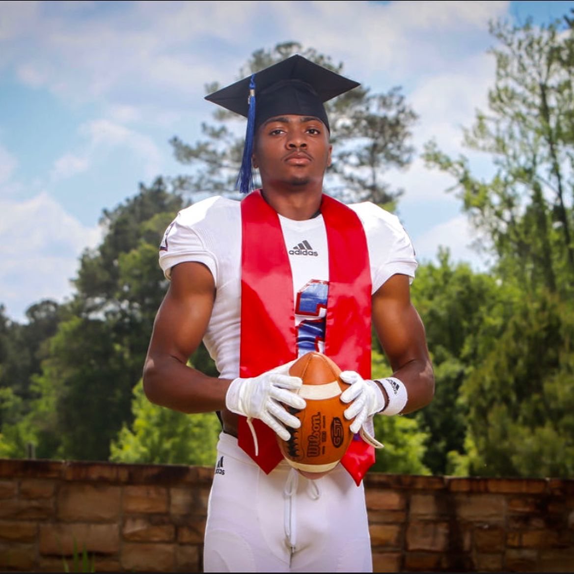 3 years later… 

☑️Honor Graduate 
☑️3.6 GPA
☑️Dean’s List every semester 
☑️All GSC Academic Team
☑️ Cum Laude w/ Honors 
The Moral of the story is to STAY TRUE TO YOU! They said I would change, but I’m still the same me with the same dreams! This one here for my mama❤️