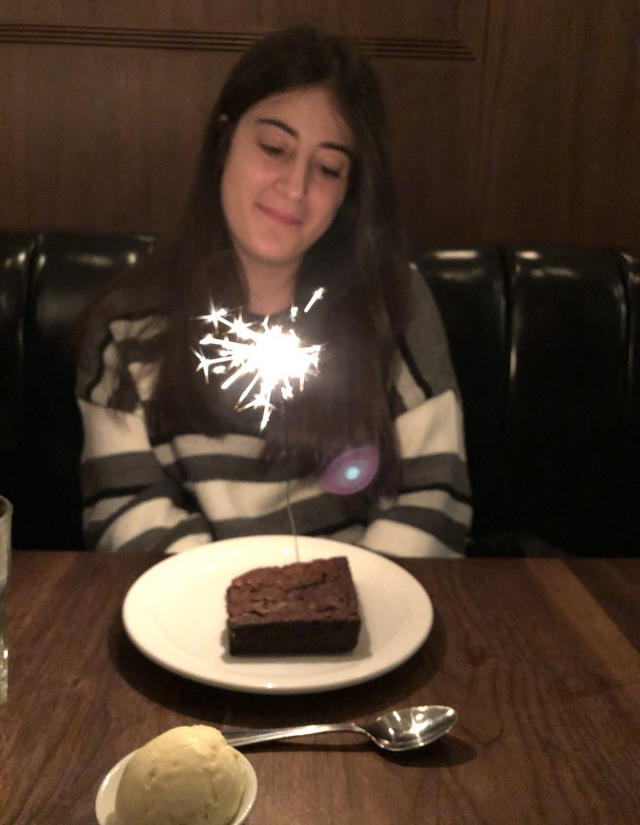 laurenilissa13's tweet image. happy birthday to ME! making it about ME! cause it’s my birthday too, and I’m 30☠️🤪💗 #makeitaboutme @taylornation13 #TaylorSwift  #TaylorSwiftApril26 @taylorswift13