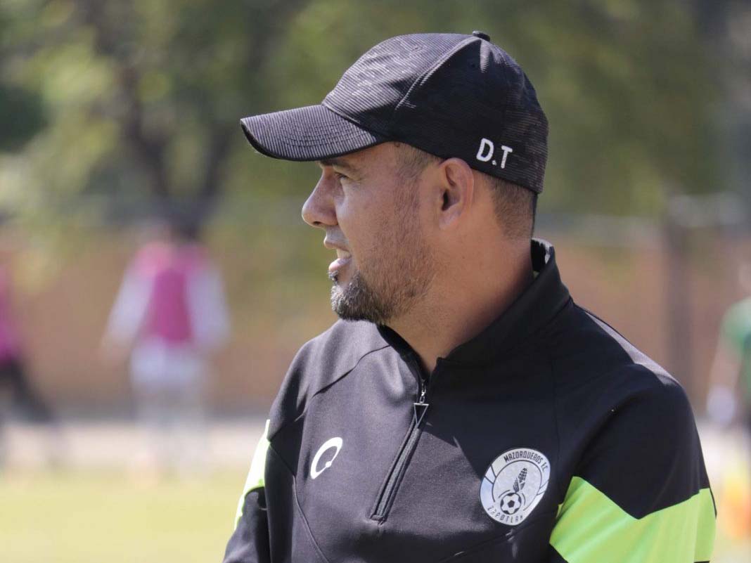 LigaPremier_FMF's tweet photo. 📝 | 'A pesar de la contundencia, a mejorar': Durán 

Después de haber mantenido un ritmo positivo en la Fase Regular del #Clausura22LP, Jaime Durán, técnico de @MazorquerosFC reitera: tenemos que demostrar de qué estamos hechos para buscar el campeonato

https://t.co/hU4p8Esk87 https://t.co/bQPKNDi7TA