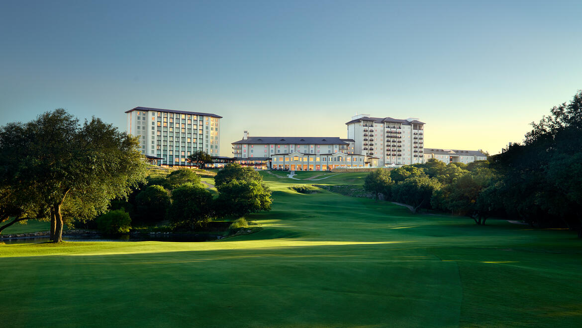 Vertalo_'s tweet photo. The Second Digital Assets AND Securities Conference is once again being held at the beautiful Omni Barton Creek in Austin, TX. Register THIS WEEK, by 4/29, before the room block sells out!
#daasconf #daasconference #daas2022

Register Here: https://t.co/Qi4ymuuUo1 https://t.co/hgprea5kaM