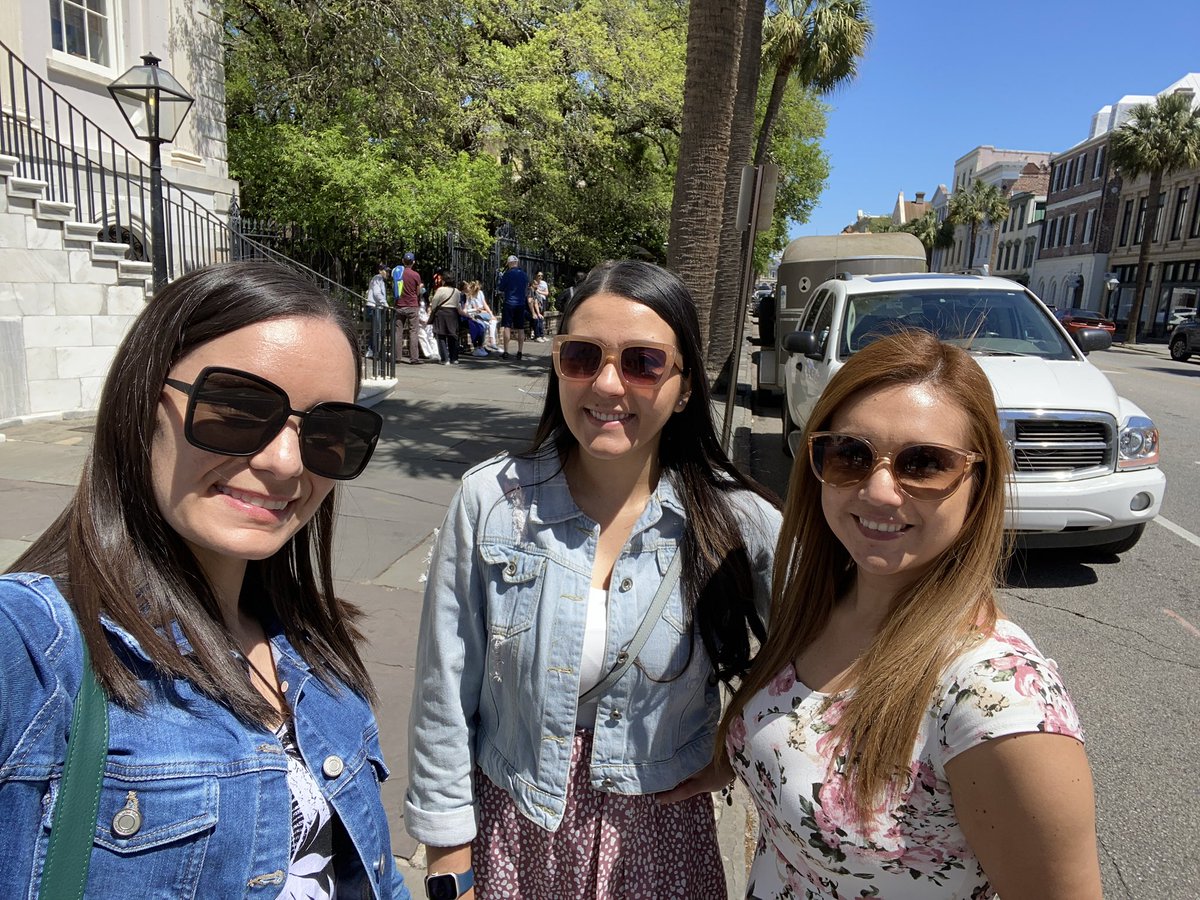 TeacherNataliaJ's tweet photo. What a pleasure to had the opportunity to enjoy Spring break exploring South Carolina and Georgia with @FranciaGiraldo8 @dicapemi We had si much fun 🤩 @ParticipateLrng #unitingourworld https://t.co/IIa3PDmJx4