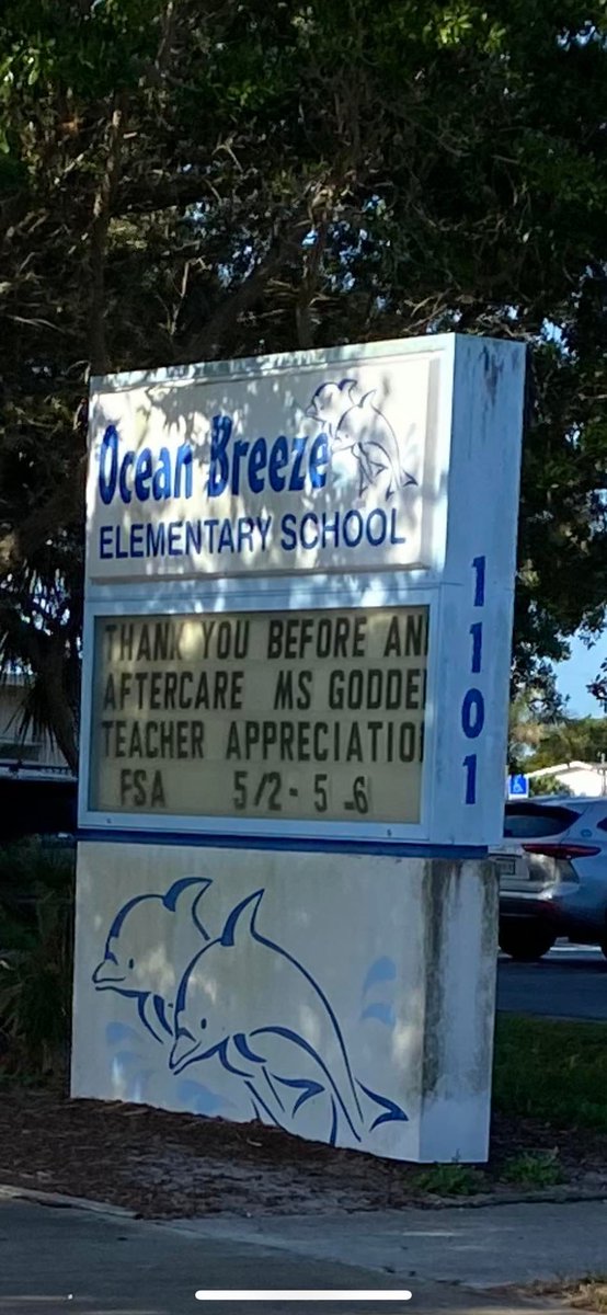 We love to see our schools celebrating our afterschool professionals. #HeartofAfterschool! Thank you Ocean Breeze Elementary.
