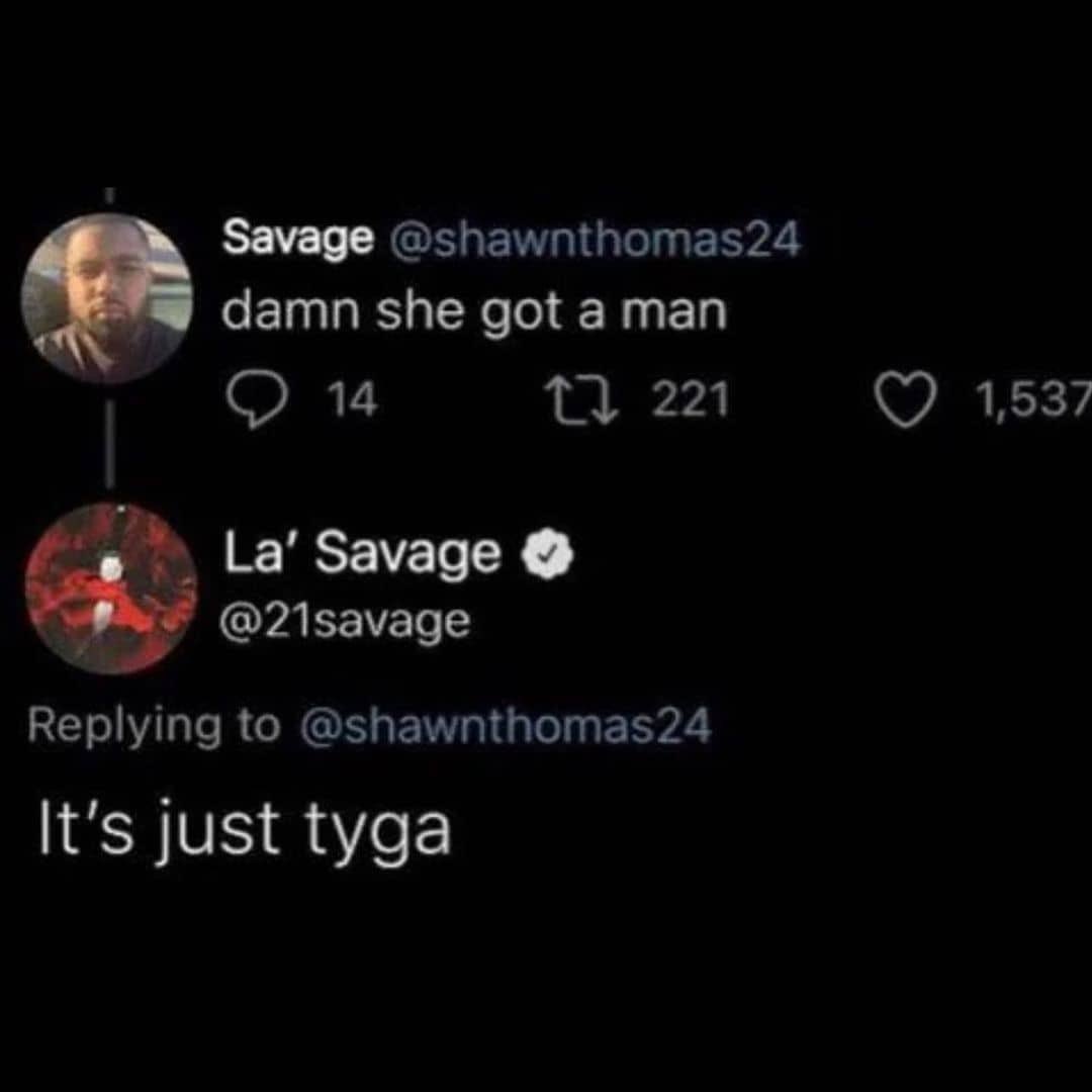 wlyhassi's tweet image. 21 really had a thing for Kylie Jenner 💀