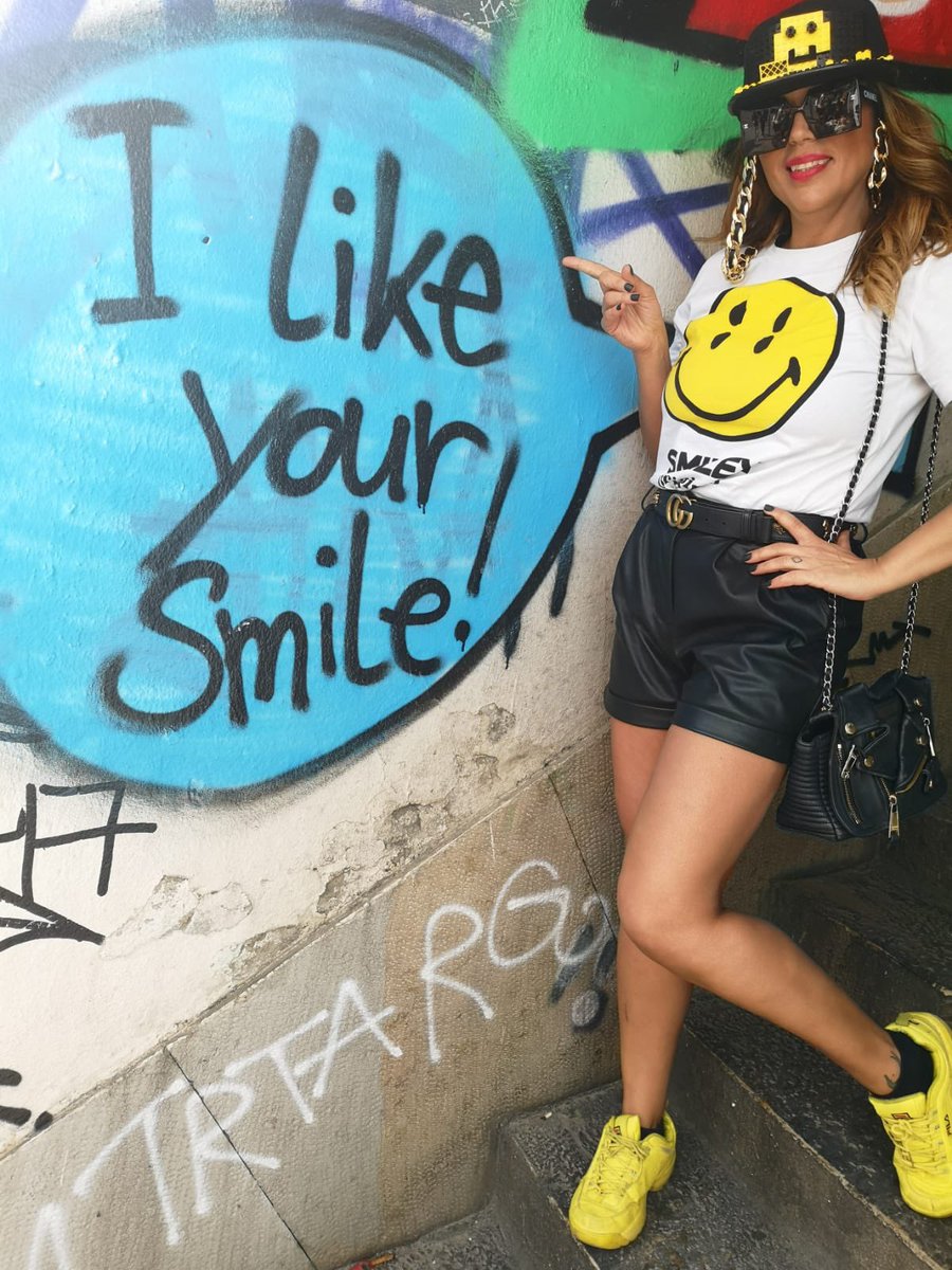 CarlaTheCoach's tweet photo. Smile More 😀 https://t.co/6YWLDCHeK5