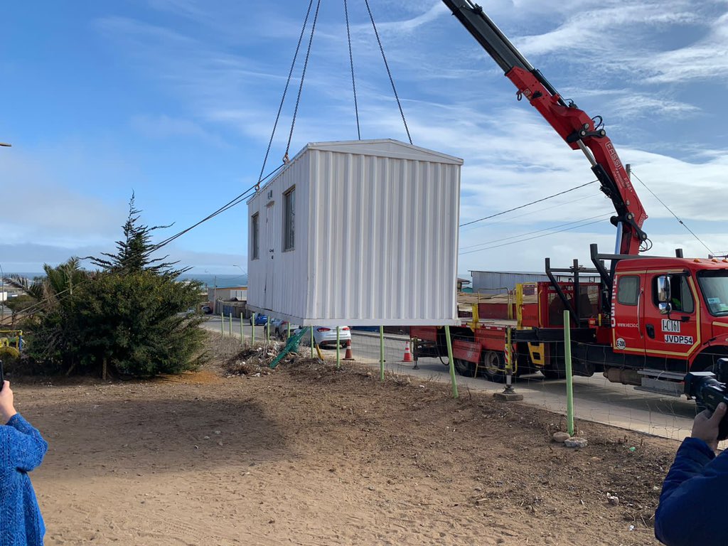 sergiogahona's tweet photo. Compromiso, resiliencia y gran capacidad de trabajo son los atributos de APALV (Autismo Los Vilos) quienes hoy recibieron de empresario local un container para sede provisoria instalada en terreno otorgado por @MinisterioBBNN familias organizadas + Ley de Autismo es el camino. https://t.co/2Jji44MSCD