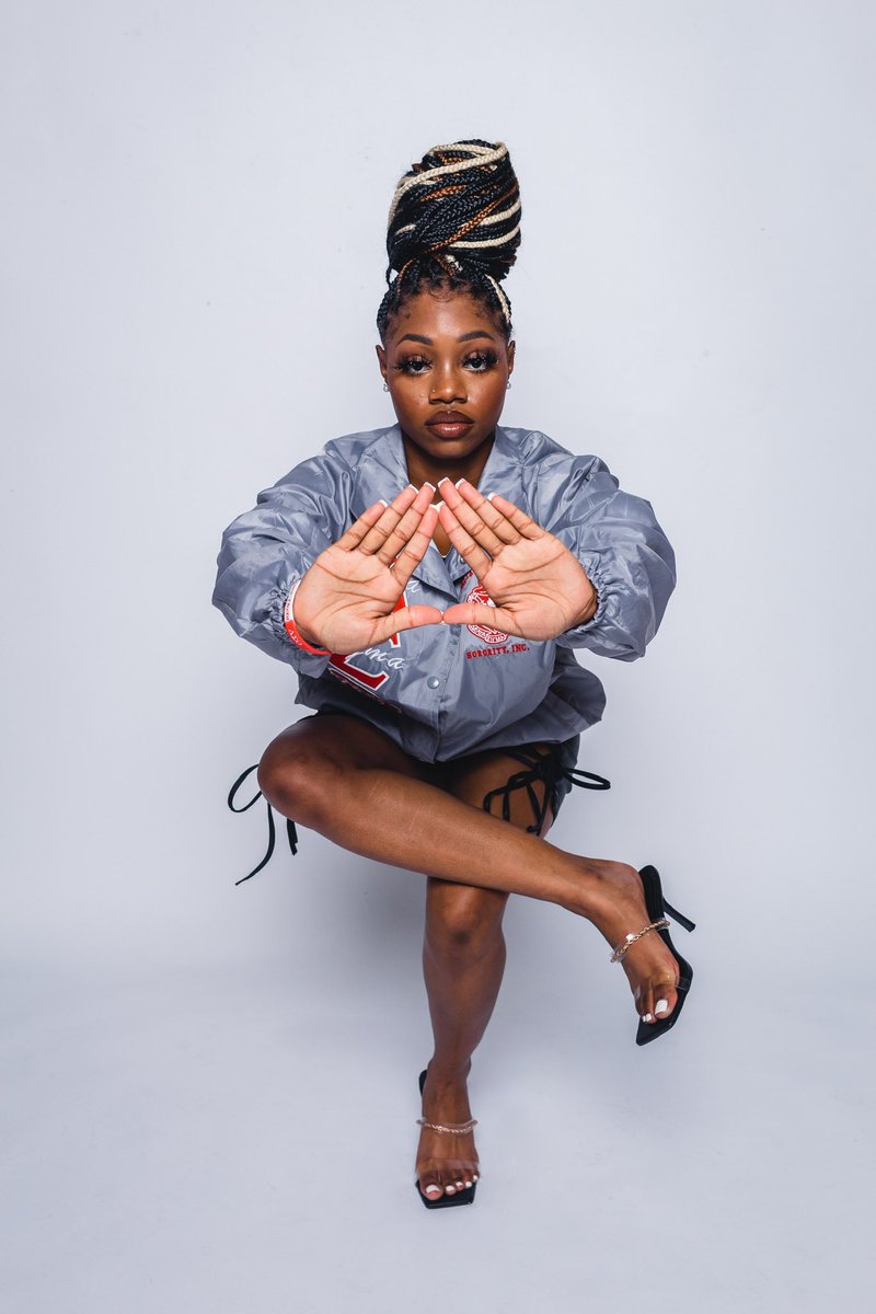 Visualized My Highest Self Now I’m Showing Up As HER🤍🔺🐘

In DELTALAND you may address me as “The M4IN ATTRACTION” I am blessed beyond measure and it is only the beginning🔥 #DST1913