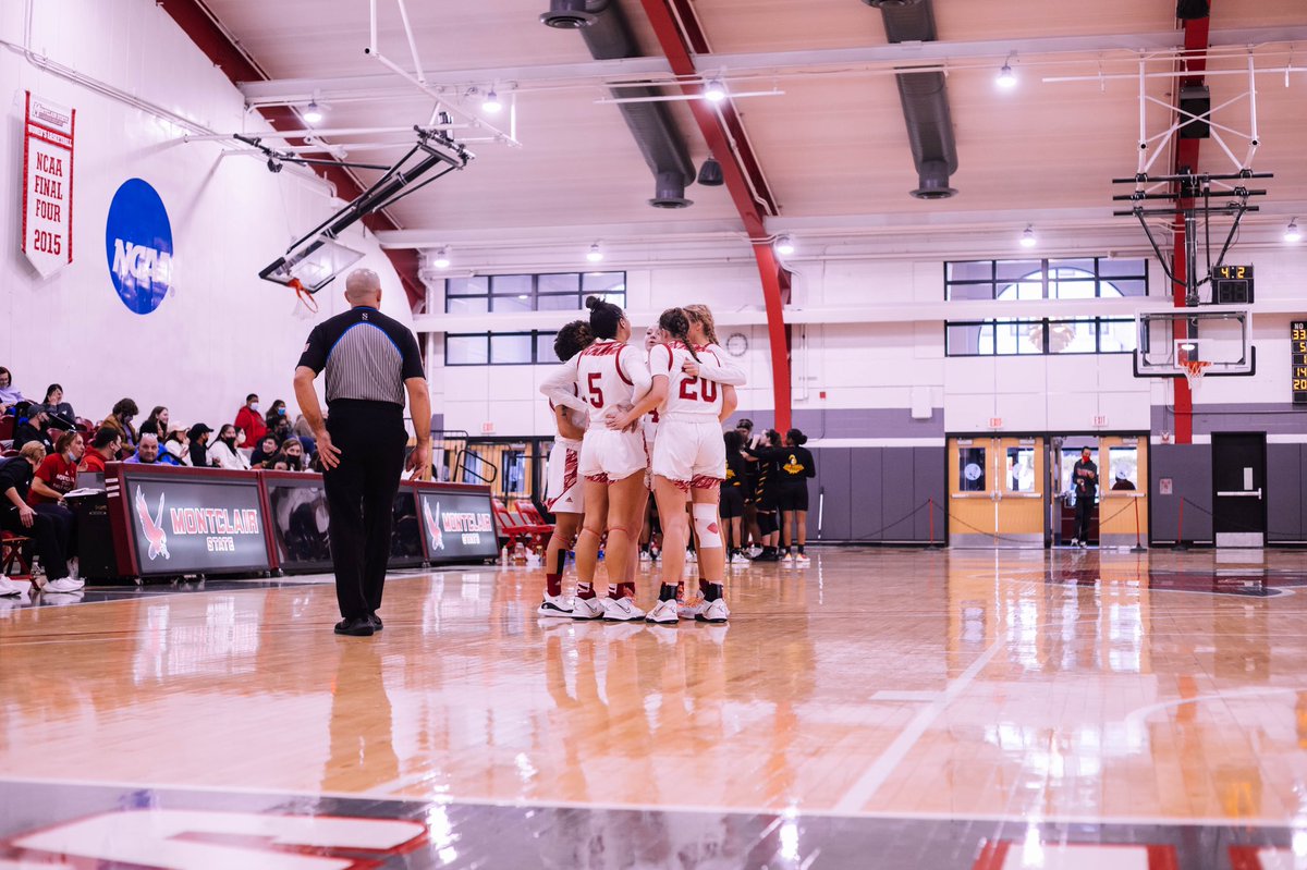 _oliviavero's tweet photo. Help support your favorite team!! Link to donate for our day of giving:

https://t.co/5yYyyEYUyZ

Anything is a appreciated!❤️😀 @montclairstwbb https://t.co/LoMoyU01nX