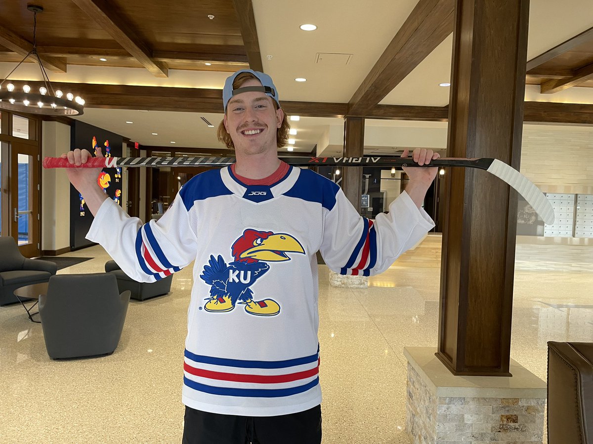 andrewkcadle's tweet photo. For the last 2 months, @EllaZeff_, @annikaschoen28, &amp; I worked closely with @KUHoops and @KUAthletics on the first-ever NIL deal between a Sport Club and  a Varsity Program at the @UnivOfKansas! Congrats on the Championship and thanks for your support! @jayhawkhockey 🤝 @kuhoops https://t.co/uhhMOSMFfO