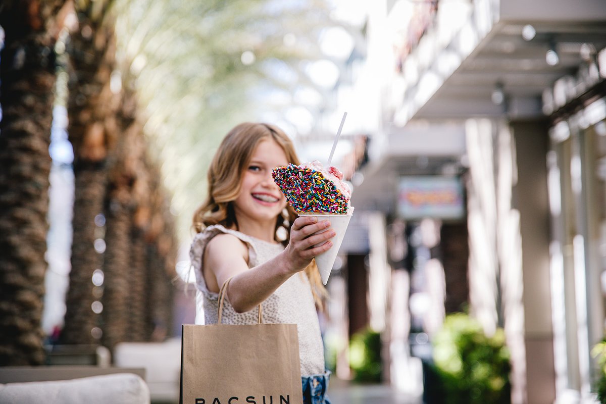 There's still time to get free tickets to the Butterfly Wonderland when you spend $250  or more in the same day at Desert Ridge Marketplace. Your shopping spree just got sweeter. 😋 

Redeem by April 30th!