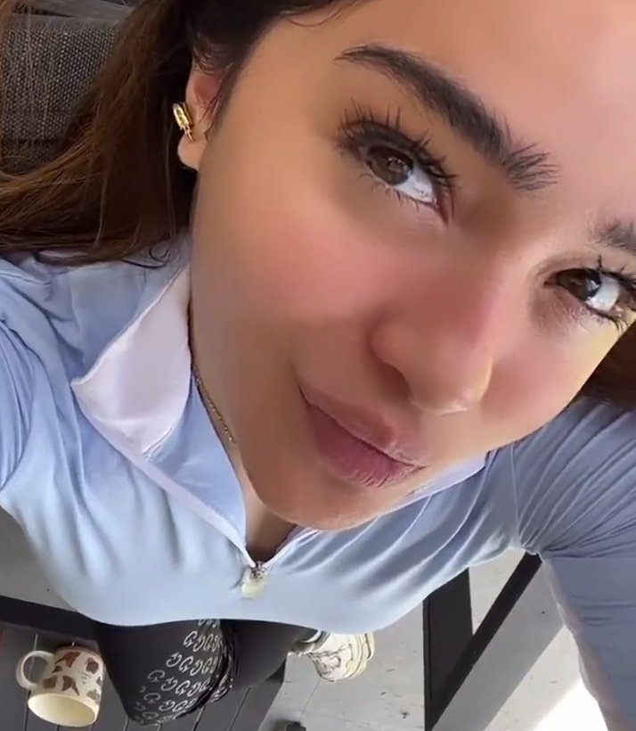 pochethinking's tweet image. my babe my babe 🥺