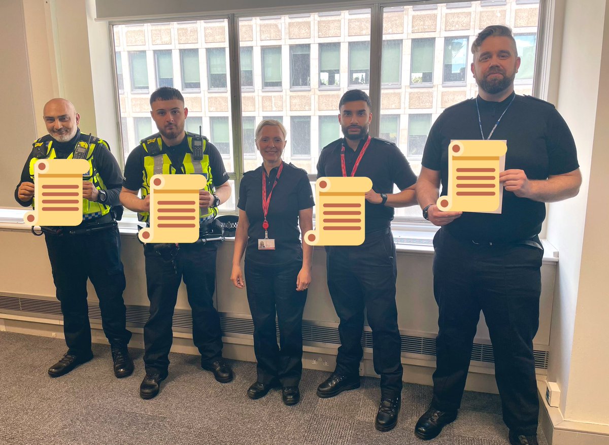 It was my pleasure today to present four PC’s with their Confirmation in Rank certificates, marking 2 years of commitment and hard work throughout their probation Congratulations to all of you and good luck for your bright careers ahead! 🎉 @BTPRecruits #WeAreBTP