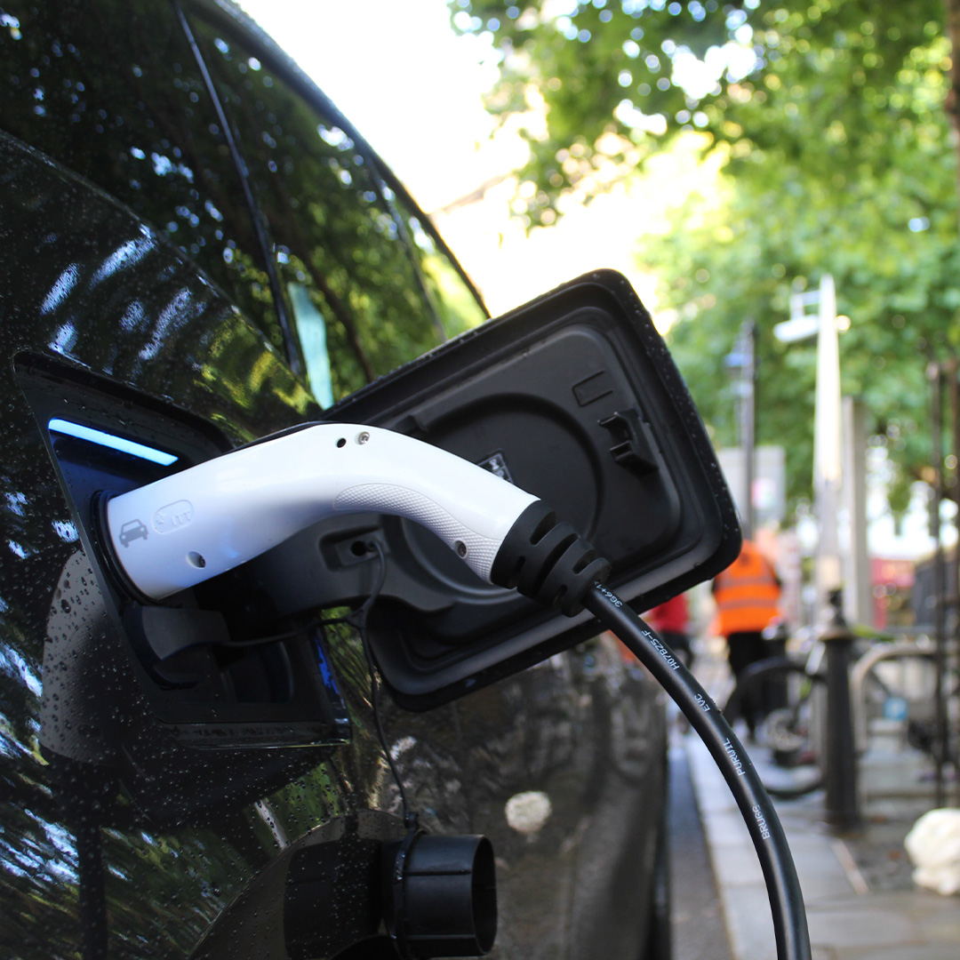 EVs are the way of the future. Shape a brighter future for your business and the planet today. Read more about why you should be using EVs for your last mile delivery: ow.ly/2ijY50ISFT6
