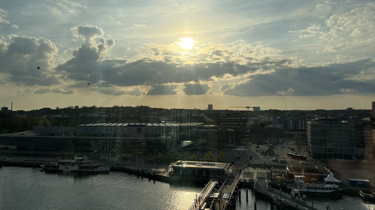 danieldietrich's tweet photo. This view inspires me every day anew. 🤩 #TypeFox #HQ https://t.co/89y0VQcl1J