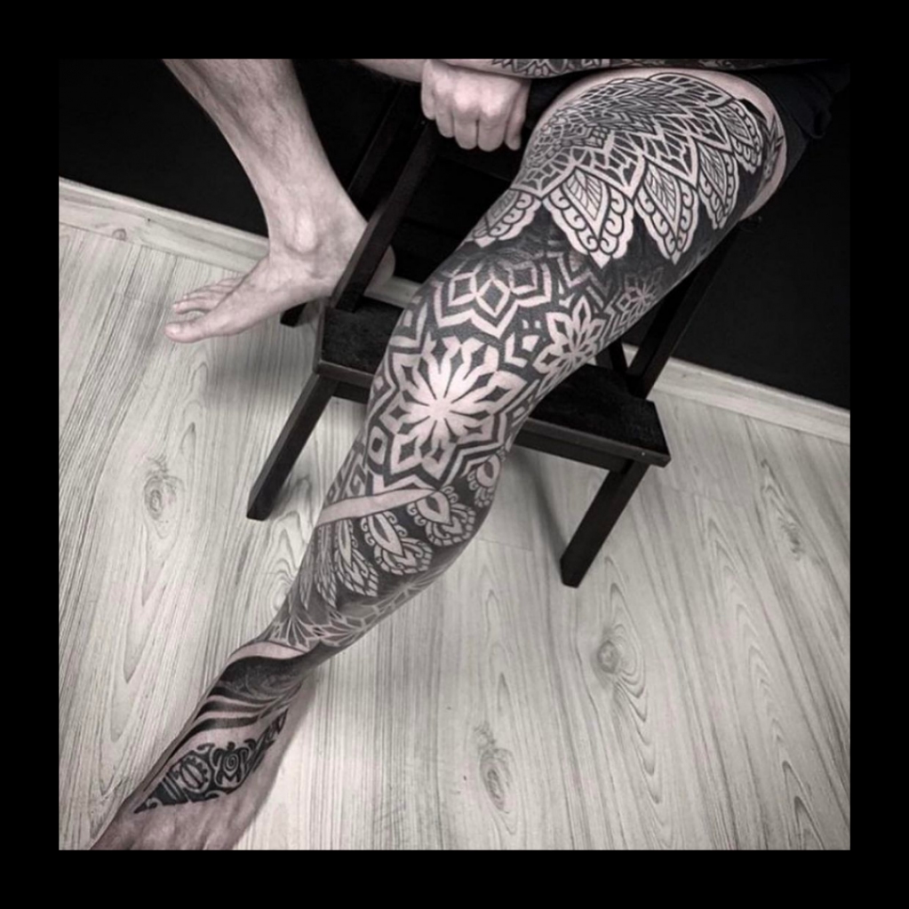 TattooDefender's tweet photo. By our Pro Team @manuterzoocchio

#tattoodefender #tattoodefenderteam #tattoodefenderaftercare #tatuati #tatuatori #loveyourskin #tattoo #tatuaggi #tatuati #besttattoos #artisti #tattoodefenderfamily https://t.co/9qx4ukqILl
