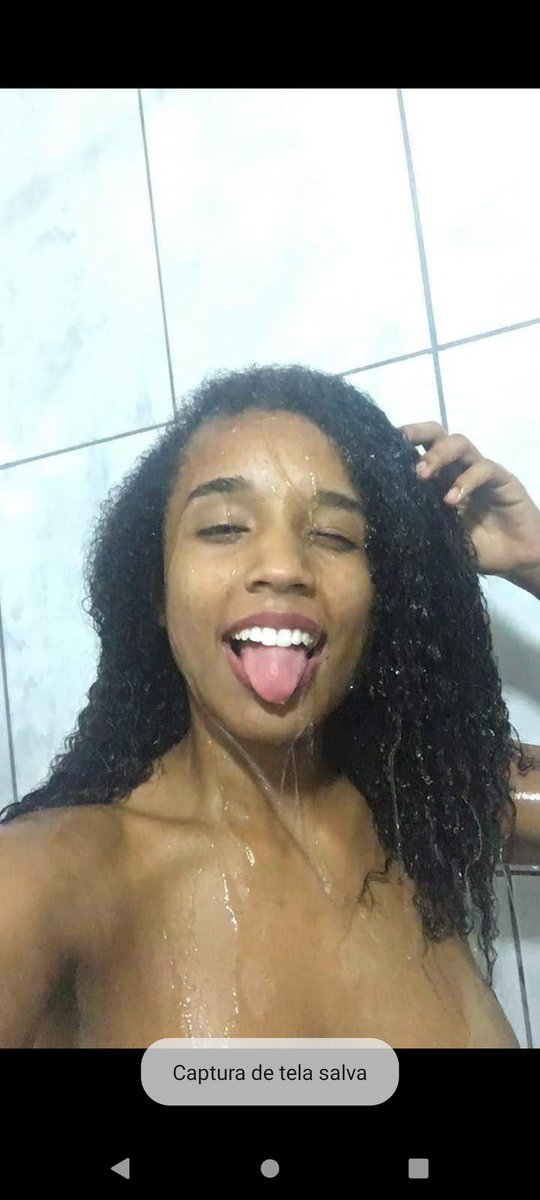 Thaianesantosgz's tweet photo. Nessa calor, nada melhor do que ficar molhada😏 https://t.co/9dGvMPRbsX
