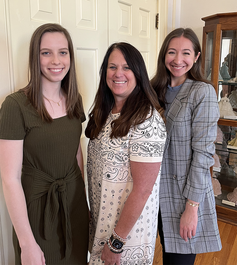 2 Students Were Recognized at the 2022 Honors Convocation 

Sarah Clemmons (L) awarded Outstanding Student in Studio Art and

Olivia Runnels (R) awarded Outstanding Student in Art History 

They were accompanied by Chair Heidi Hornik (C). 

Congratulations to Olivia &amp; Sarah!!!