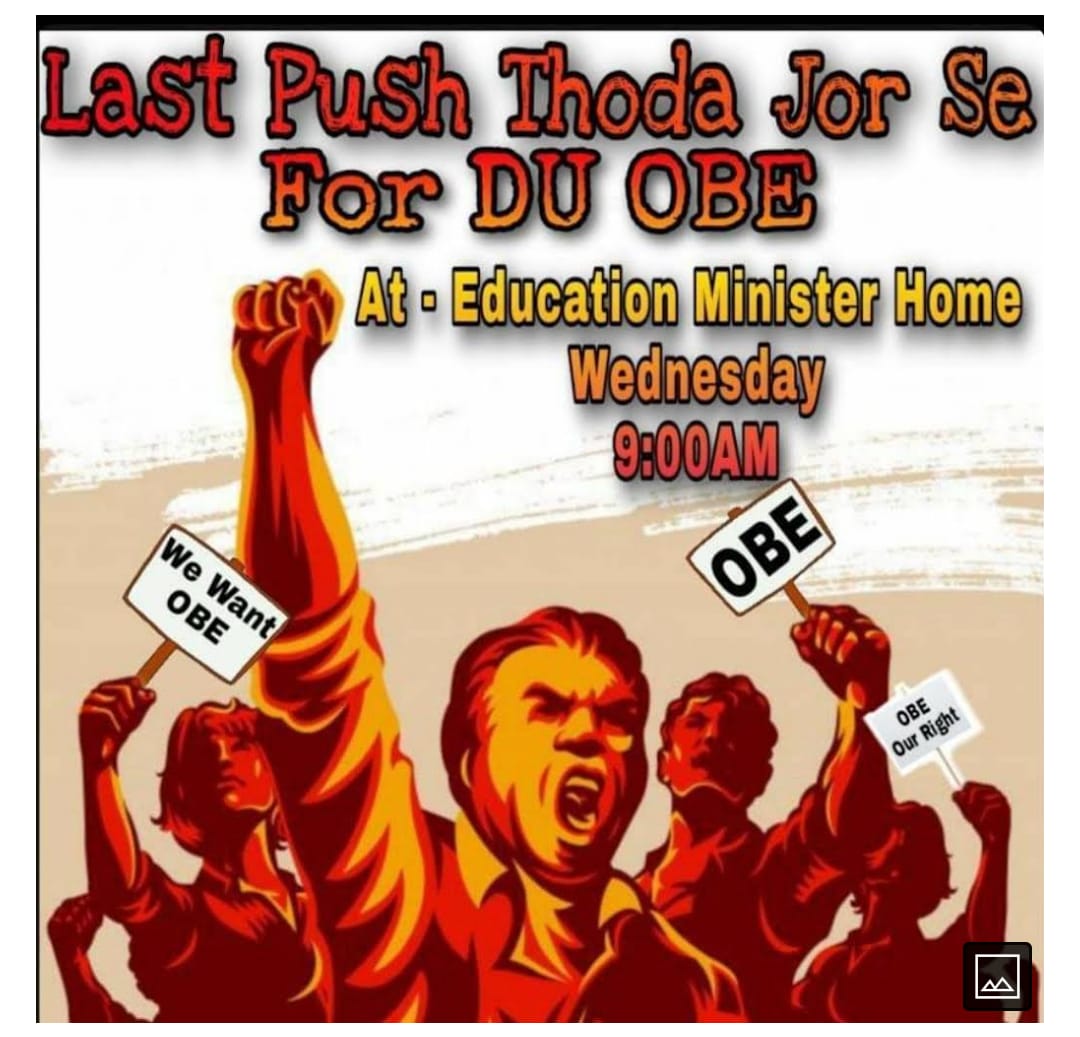 surajsingh006's tweet photo. जैसे दी शिक्षा
वैसे लो परीक्षा
#PradhanJiHelpDUStudentsWithOBE
@dpradhanbjp

@UnivofDelhi

@EduMinOfIndia

Don't discriminate with DU students,90% universities conduct online exams but why you play with future of your students plz understand the situation and take decision of obe https://t.co/DFDrUZrjBe